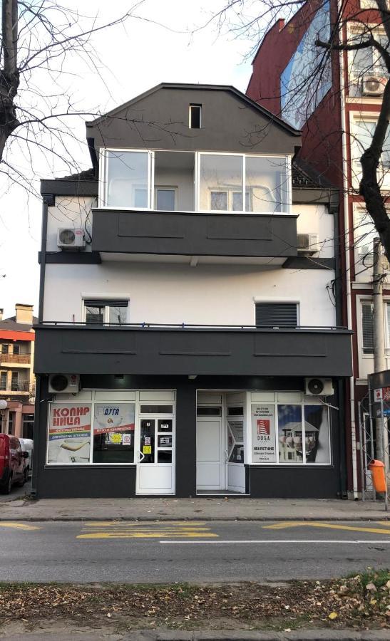 Duga Apartmani Kragujevac Exteriér fotografie