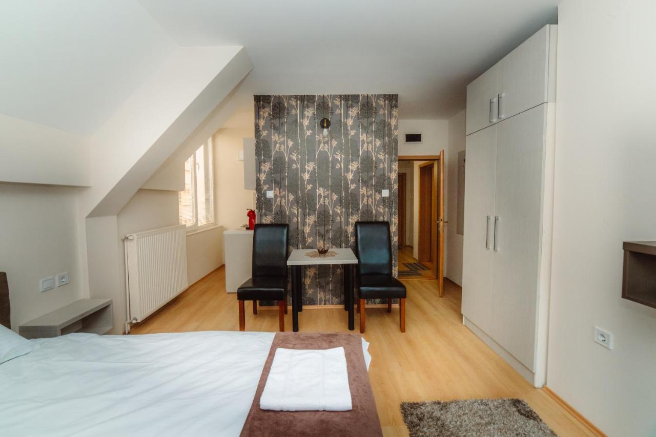 Duga Apartmani Kragujevac Exteriér fotografie