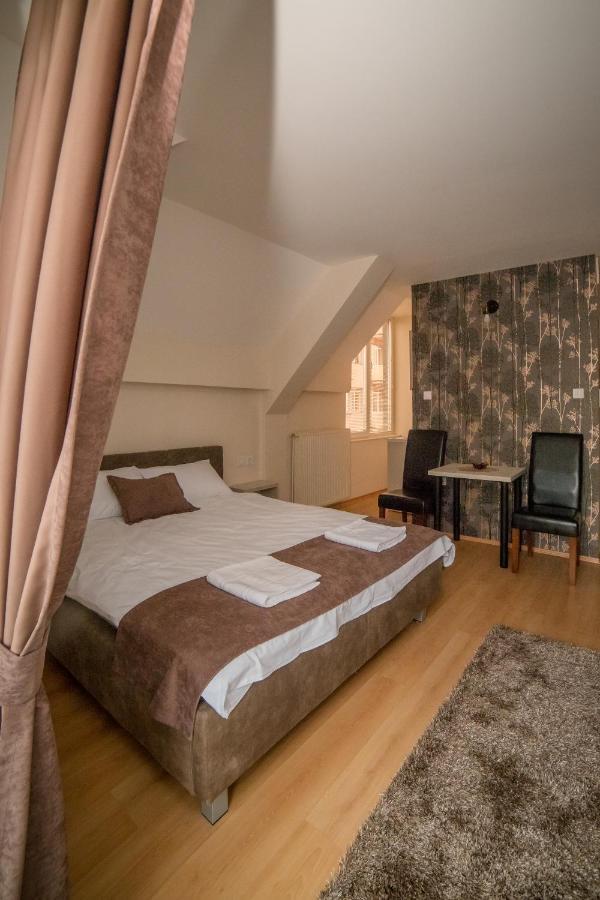 Duga Apartmani Kragujevac Exteriér fotografie
